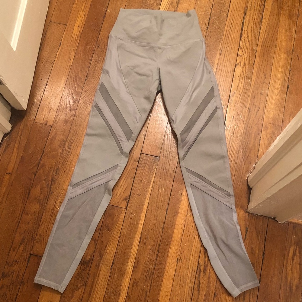 ALO Leggings